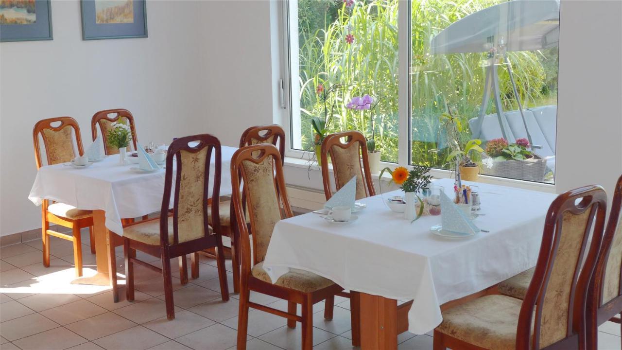 Pension Am Bodden Ribnitz-Damgarten Exterior foto